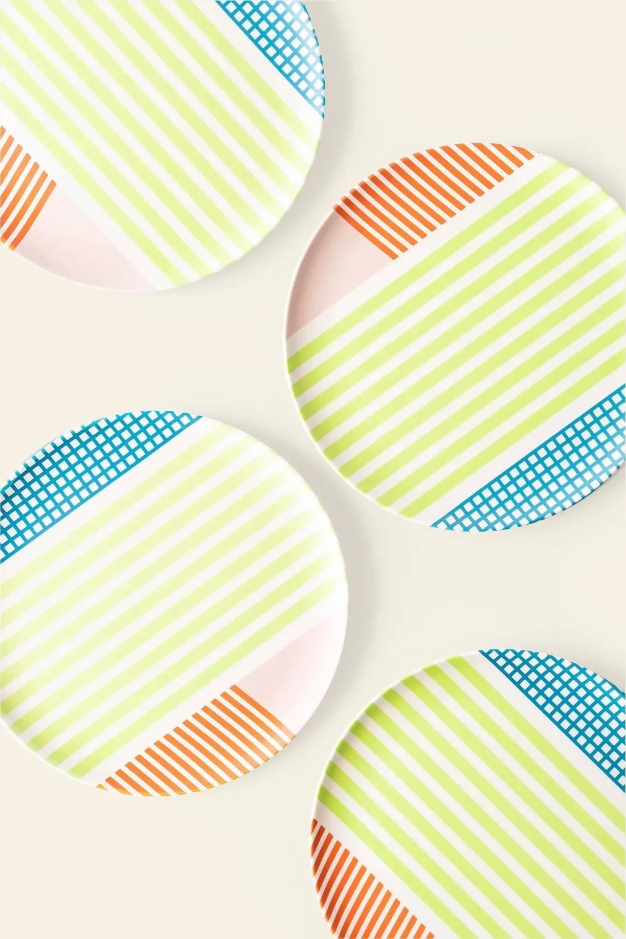 Bamboo Salad Plate Set in Angles (4 CT)