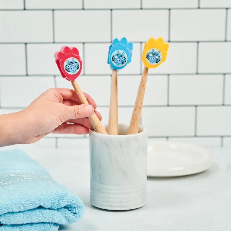 Kid's Snap-On Toothbrush Protection