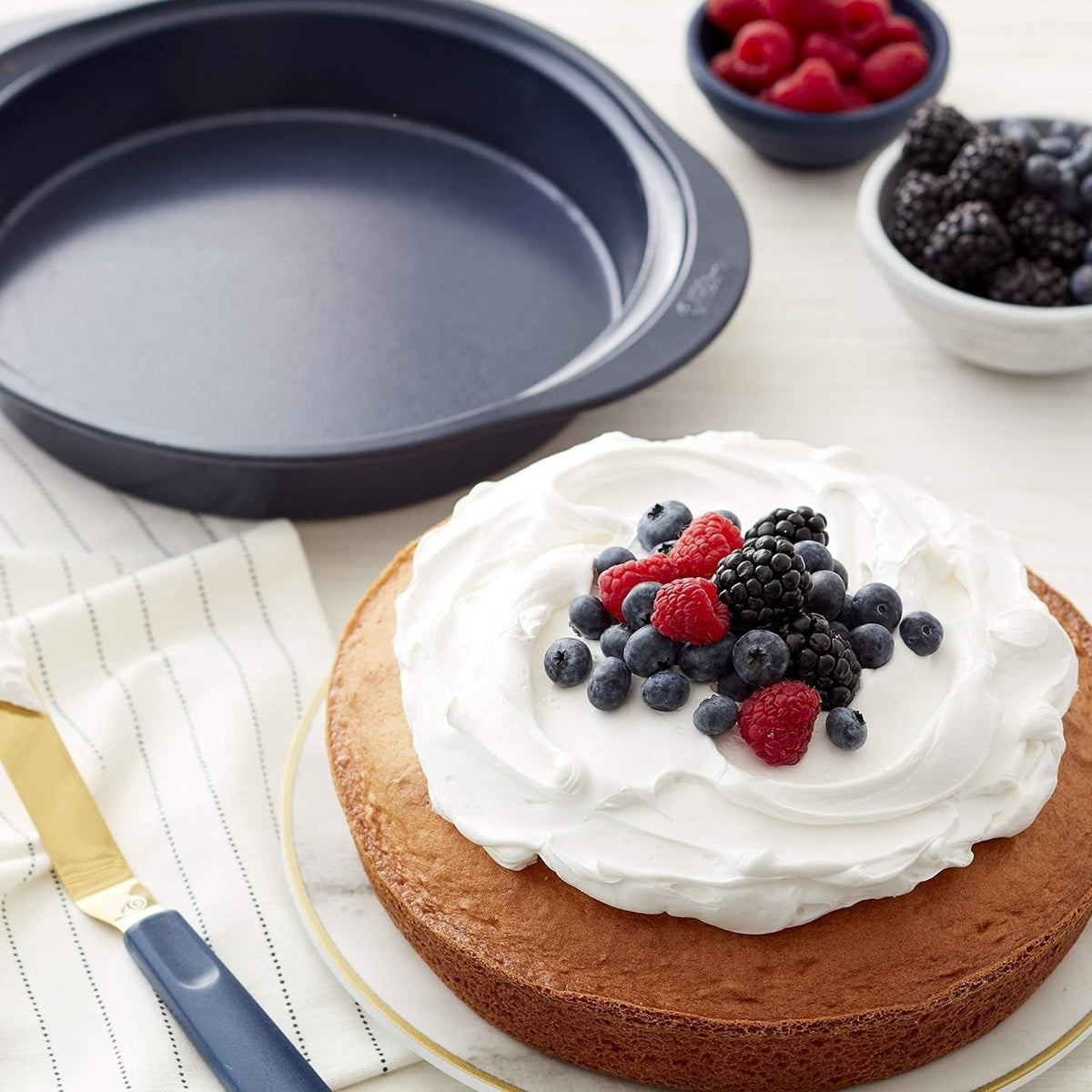 Non-Stick Navy Blue Round Baking Pan