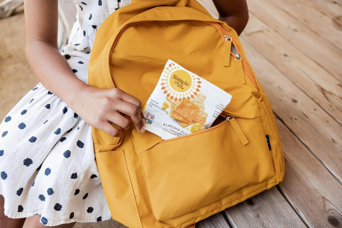 Almond Flour Crackers Farmhouse Cheddar Snack Pack (8 CT)