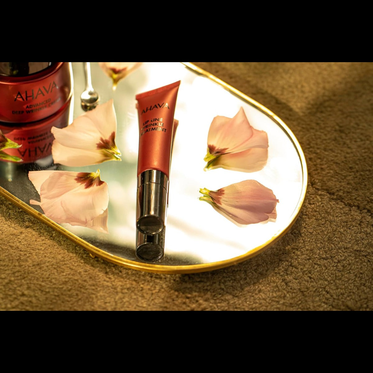 Apple of Sodom Lip Line Wrinkle Treatment