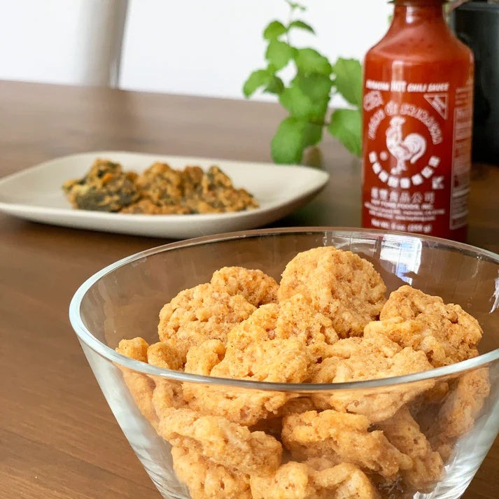 Sriracha Sticky Rice Chips