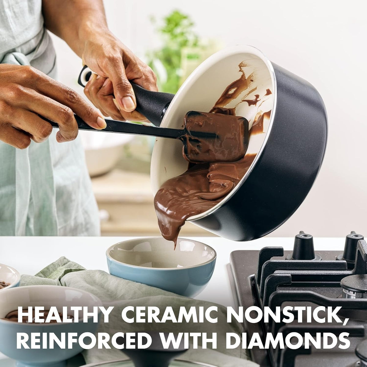 Rio Ceramic NS 2.2 QT Saucepan W/ Lid - Black