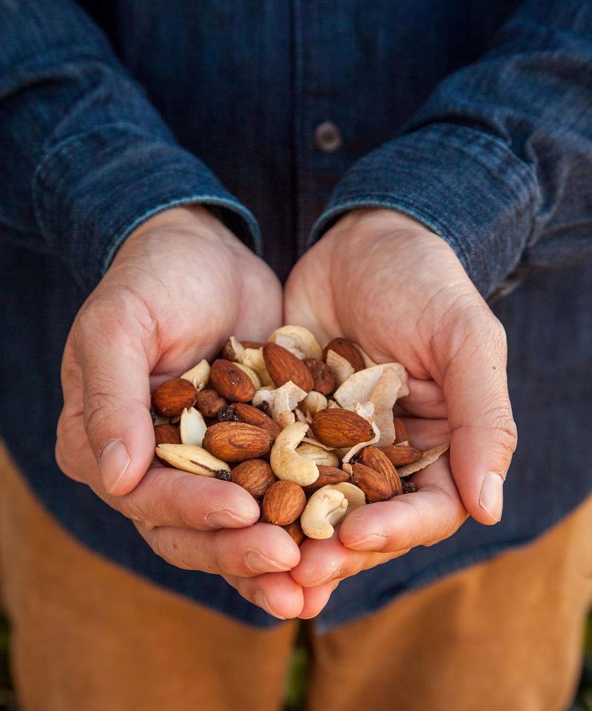 Sprouted Almonds and Cashews - Cinnamon Java and Coffee Soaked (8 Snack Packs)