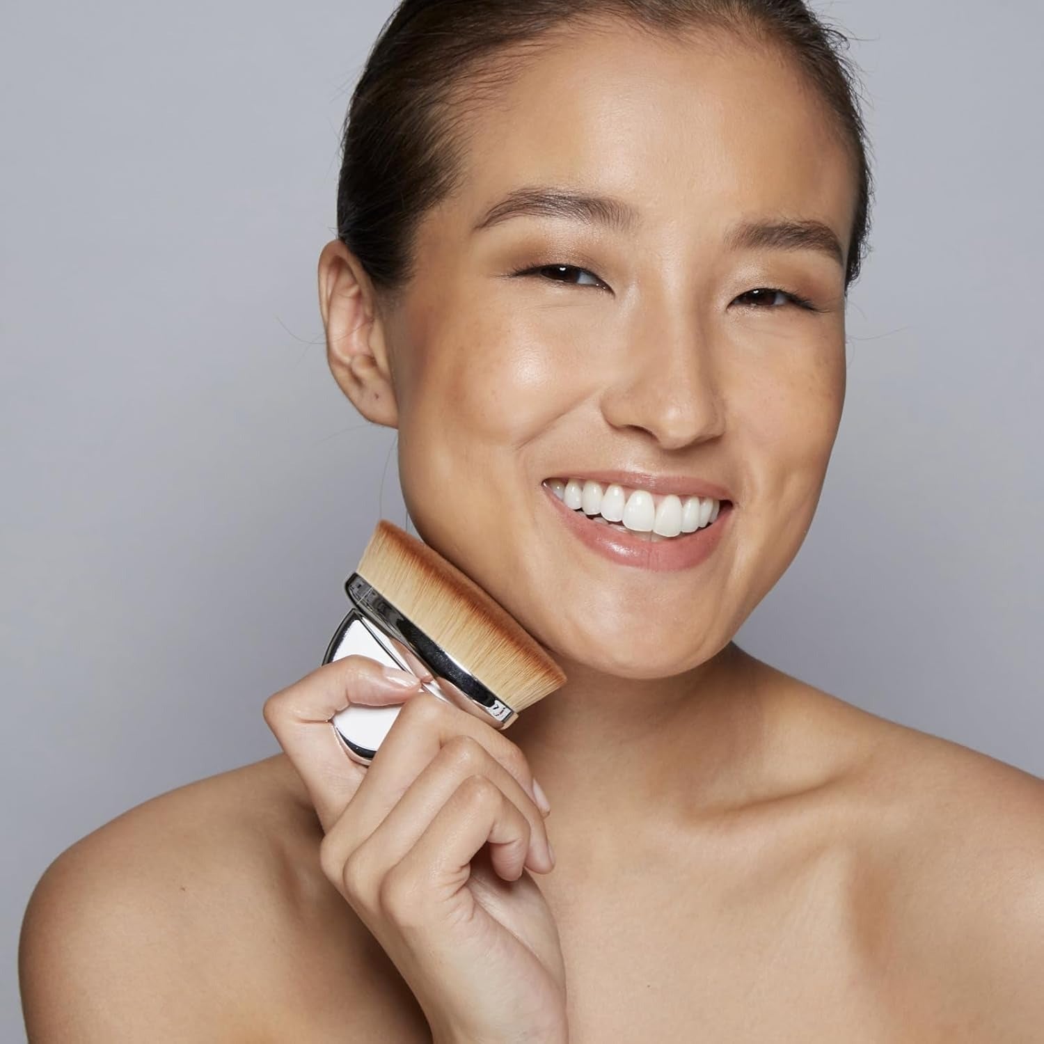 Fini Brush Cosmetic Edition - Mirror Finish